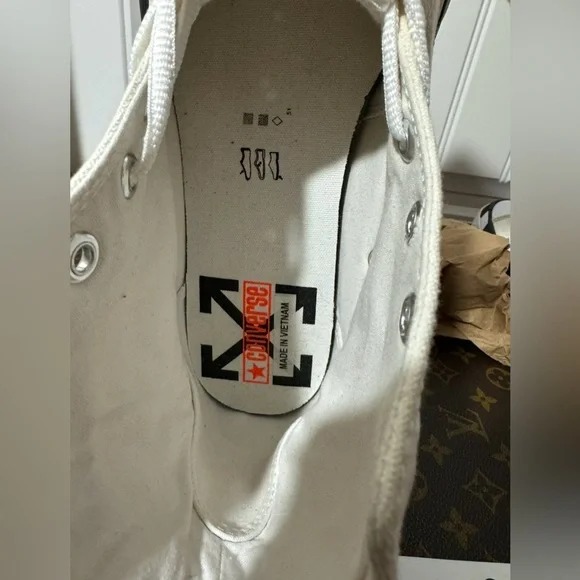 Off-White x Converse Chuck Taylor All-Star 70S High Top - EUC - COA Included - Picture 11 of 16